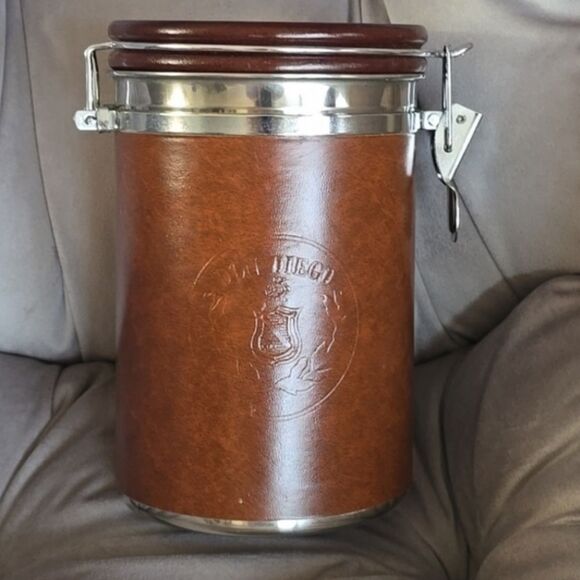 DON Diego RoundHumidor / Canister Humidor